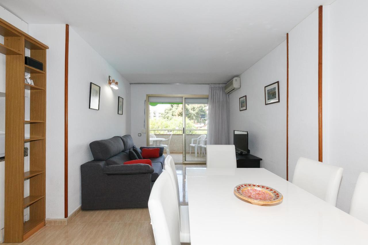 Uhc Marathon Apartments Salou Exterior photo