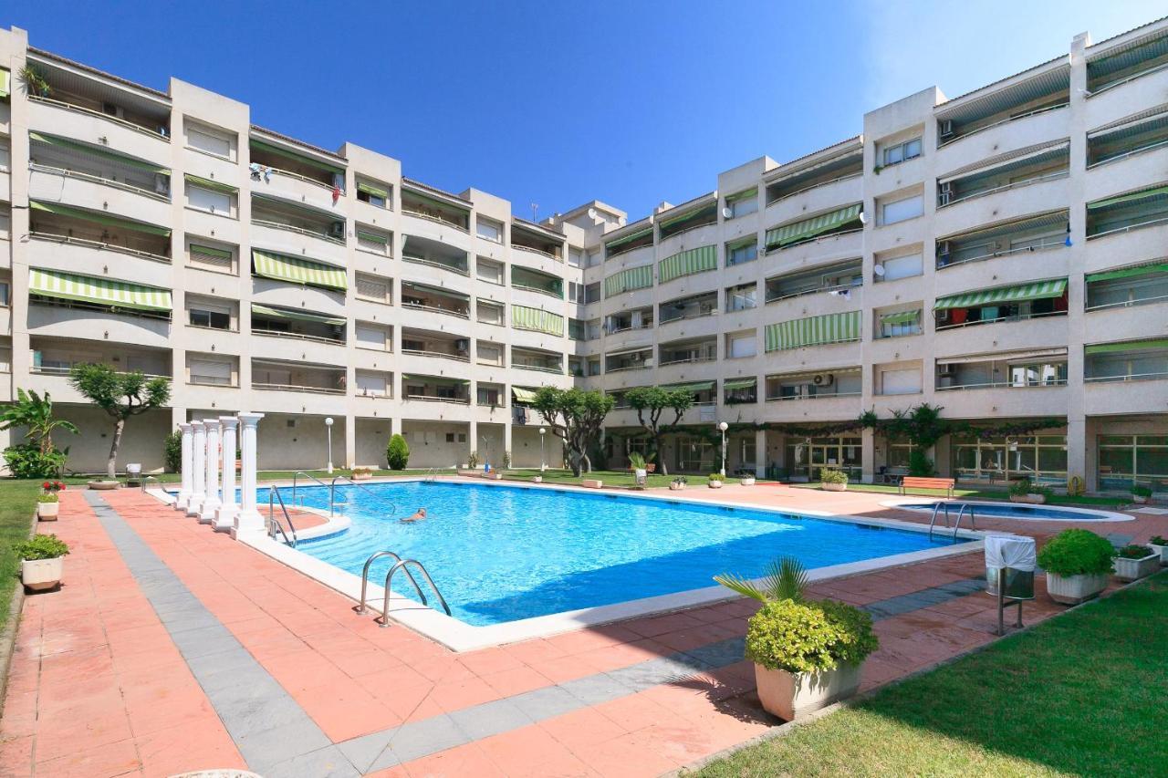 Uhc Marathon Apartments Salou Exterior photo
