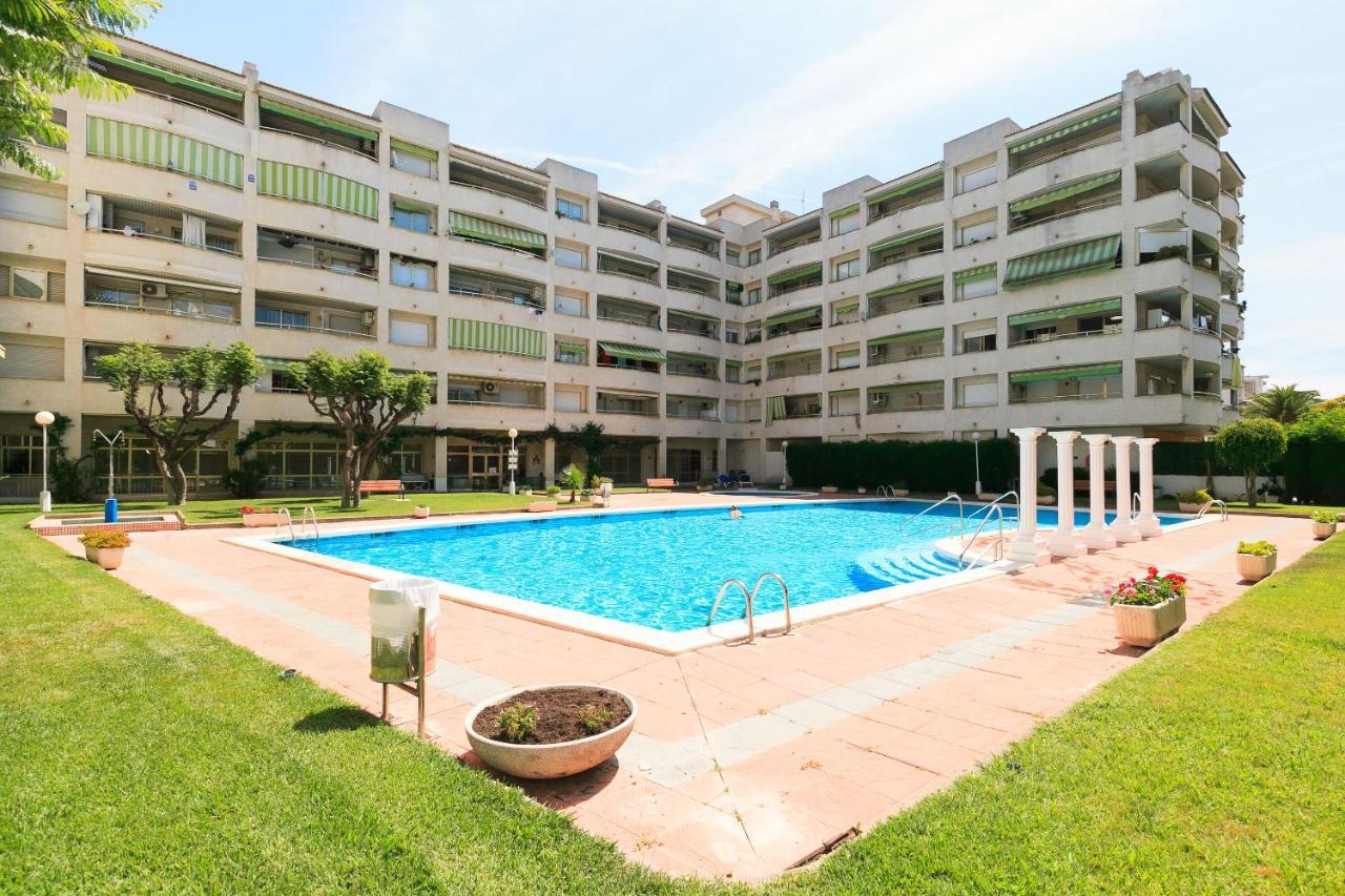Uhc Marathon Apartments Salou Exterior photo